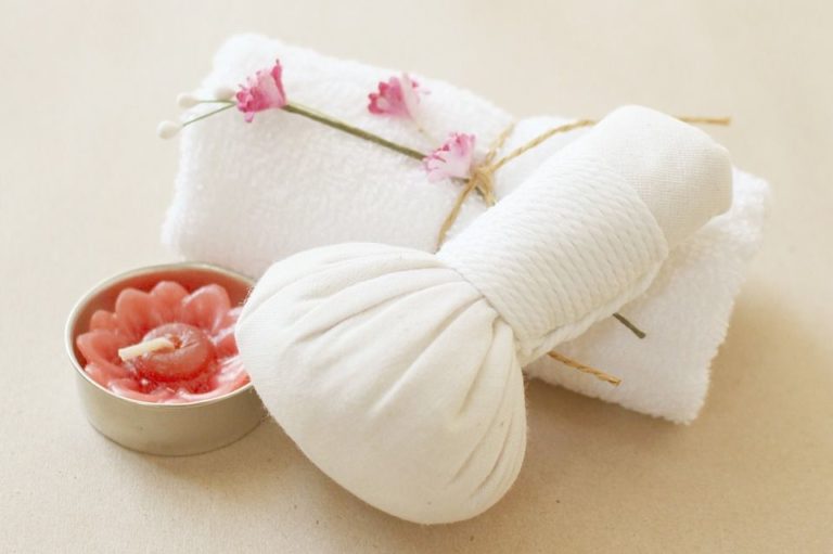 Akcesoria łazienkowe do domowego SPA