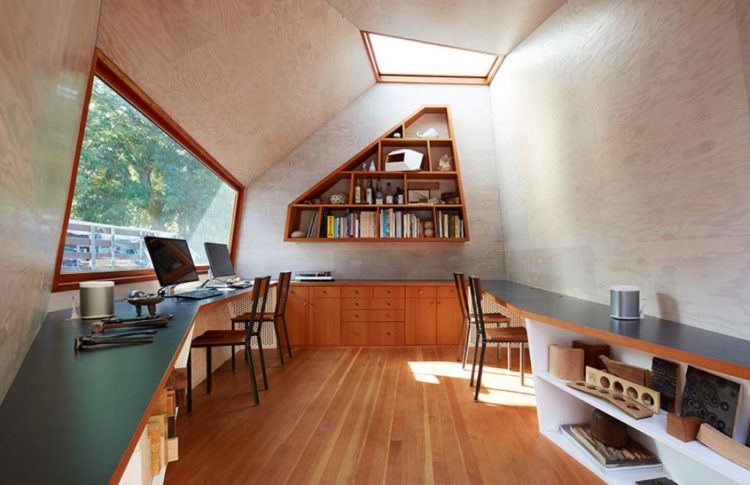 Lighthouse Office